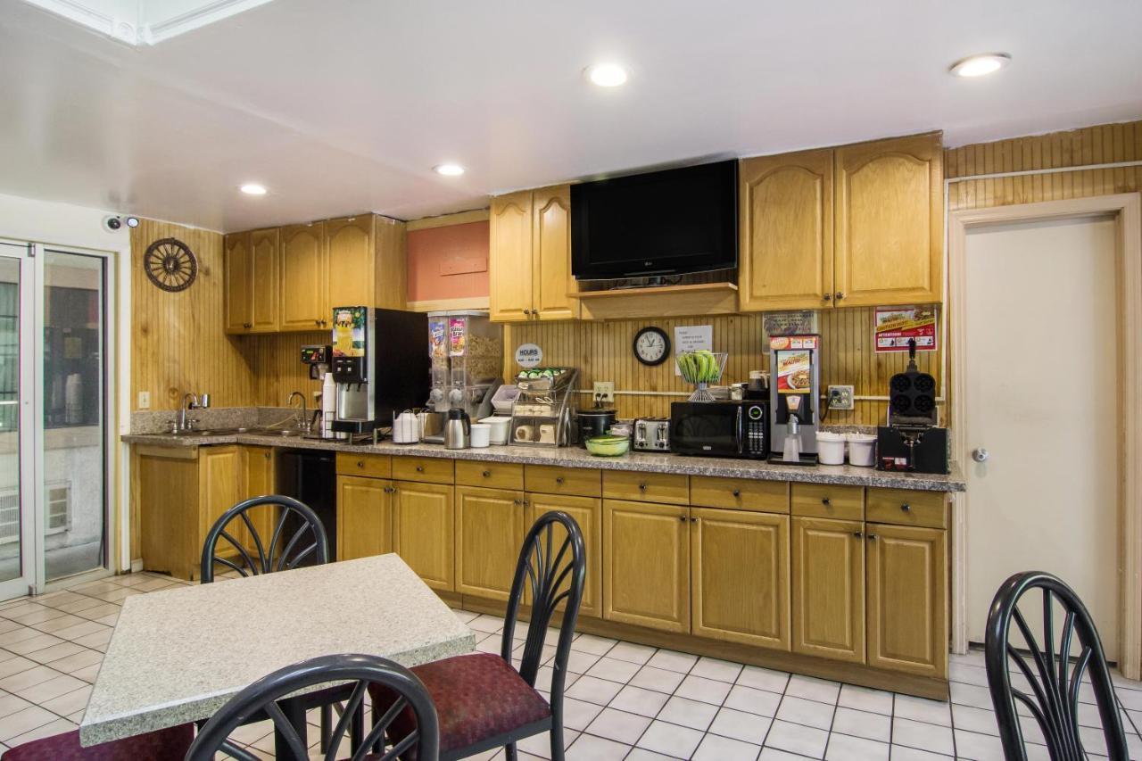 Americas Best Value Inn Деріен Екстер'єр фото